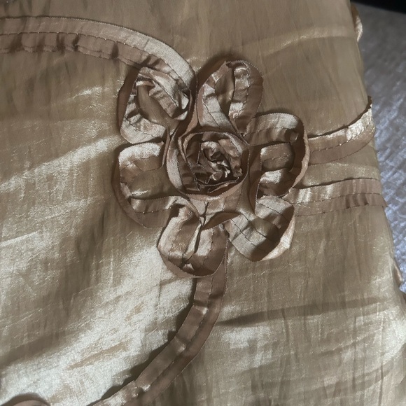 Stunning Golden Floral Poly/Silk Custom Made Throw, 52 x 60. Chenille Lining. - Picture 14 of 14